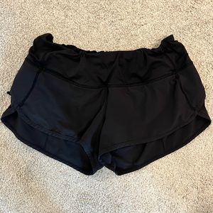 Lulu lemon speed up shorts 2.5”